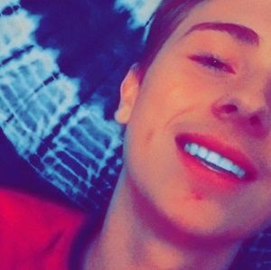 Meet your Posher, Coop